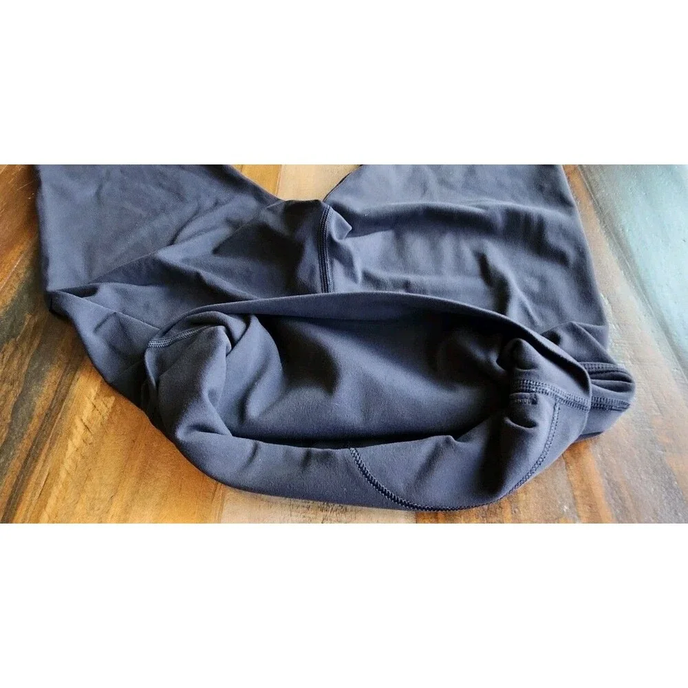 Lululemon Black High Rise Crop Leggings Womens Gym Waist Pocket Sz 4